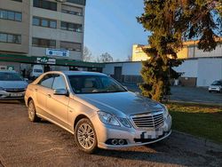Silber Gebraucht 2010 Mercedes E200 Limousine | 8.500 € (Fairer Preis)