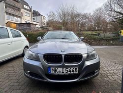 Grau Gebraucht 2011 BMW 316 Kombi | 3.800 € (Guter Preis)