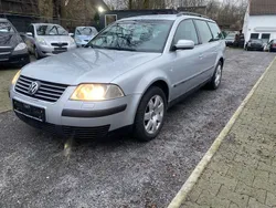 Silber Gebraucht 2002 VW Passat Comfortline Kombi | 1.999 € (Fairer Preis)