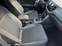 Grau Gebraucht 2021 VW T-Roc Active SUV | 20.100 € (Superpreis)