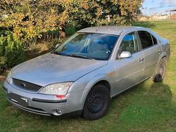 Silber Gebraucht 2002 Ford Mondeo Limousine | 1.450 € (Fairer Preis)
