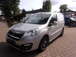 Silber Gebraucht 2016 Peugeot Partner Comfort plus Van / Kleinbus | 5.950 €