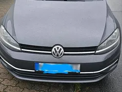 Grau Gebraucht 2018 VW Golf VII Kombi | 11.750 € (Fairer Preis)