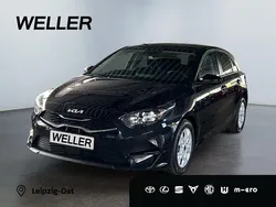 Schwarz Gebraucht 2024 Kia Ceed Vision Limousine | 18.990 € (Guter Preis)