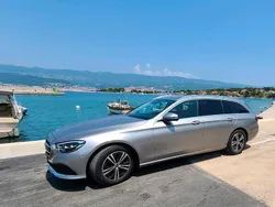 Silber Gebraucht 2021 Mercedes E220 Kombi | 35.700 € (Fairer Preis)