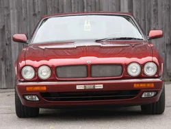 Rot Gebraucht 1995 Jaguar XJR Limousine | 49.999 €
