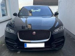 Schwarz Gebraucht 2017 Jaguar F-Pace Prestige SUV | 20.500 € (Guter Preis)