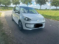 Weiß Gebraucht 2016 VW up! Kleinwagen | 5.900 € (Superpreis)