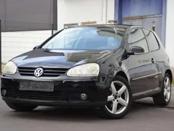 Schwarz Gebraucht 2007 VW Golf V Kleinwagen | 1.250 € (Guter Preis)