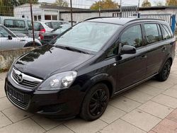Schwarz Gebraucht 2014 Opel Zafira Family Van / Kleinbus | 5.350 € (Guter Preis)