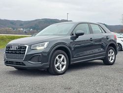 Grau Gebraucht 2022 Audi Q2 Attraction SUV | 16.490 €