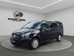 Obsidianschwarz Gebraucht 2017 Mercedes V220 Van / Kleinbus | 28.490 € (Fairer Preis)