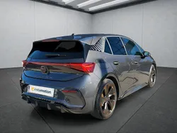 Grau Gebraucht 2022 Cupra Born Kleinwagen | 25.699 € (Fairer Preis)