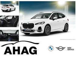 Weiß Gebraucht 2025 BMW 220 Active Tourer M Sport Van / Kleinbus | 34.940 € (Fairer Preis)