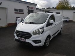 Weiß Gebraucht 2018 Ford Transit Custom Trend Van / Kleinbus | 10.790 € (Fairer Preis)