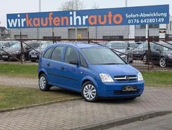 Blau Gebraucht 2004 Opel Meriva Basis Van / Kleinbus | 699 € (Guter Preis)