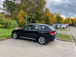 Schwarz Gebraucht 2011 BMW X1 SUV | 8.300 € (Guter Preis)