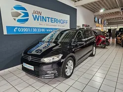 Schwarz Gebraucht 2016 VW Touran Highline Van / Kleinbus | 16.999 € (Fairer Preis)