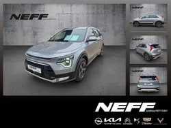 Grau Neu 2025 Kia Niro Vision SUV | 34.290 € (Fairer Preis)