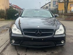Schwarz Gebraucht 2005 Mercedes 350 Coupé | 10.500 €