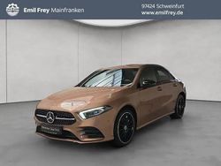 Gelb Gebraucht 2022 Mercedes A250 AMG Limousine | 28.855 € (Fairer Preis)