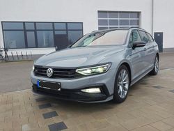 Grau Gebraucht 2020 VW Passat R-line Edition Limousine | 31.999 € (Teuer)
