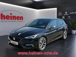 Schwarz Gebraucht 2022 Seat Leon FR Limousine | 22.819 € (Fairer Preis)