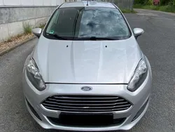 Grau Gebraucht 2013 Ford Fiesta Trend Kleinwagen | 4.200 € (Fairer Preis)