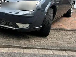 Grau Gebraucht 2006 Ford Mondeo Kombi | 1.450 € (Fairer Preis)