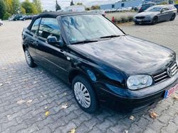 Blau Gebraucht 2001 VW Golf Cabriolet Comfortline Cabrio | 2.790 € (Guter Preis)