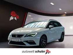 "candy" weiss Gebraucht 2018 Seat Leon ST FR Kombi | 16.770 € (Fairer Preis)