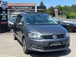 Grau Gebraucht 2017 VW Sharan Highline Van / Kleinbus | 20.900 € (Fairer Preis)