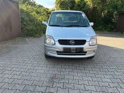 Silber Gebraucht 2000 Opel Agila Elegance Kleinwagen | 600 € (Guter Preis)