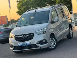 Grau Gebraucht 2019 Opel Combo Life Edition Van / Kleinbus | 19.990 €