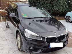 Schwarz Gebraucht 2017 BMW 218 Gran Tourer Advantage Van / Kleinbus | 9.990 € (Teuer)