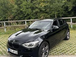 Schwarz Gebraucht 2014 BMW 120 Sport Line Kleinwagen | 7.800 € (Fairer Preis)