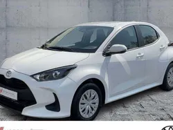 Weiß Neu 2025 Toyota Yaris Hybrid Comfort Limousine | 21.990 € (Superpreis)