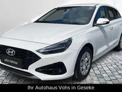 Weiß Neu 2025 Hyundai i30 Comfort Kombi | 22.970 € (Fairer Preis)
