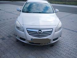 Silber Gebraucht 2013 Opel Insignia Selection Kombi | 2.200 € (Superpreis)