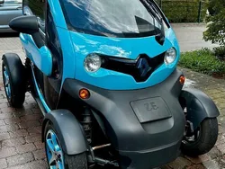Blau Gebraucht 2015 Renault Twizy Kleinwagen | 4.950 €