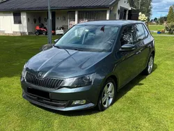 Grau Gebraucht 2016 Skoda Fabia Style Limousine | 10.950 € (Fairer Preis)