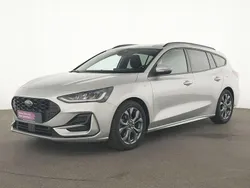 Silber Gebraucht 2023 Ford Focus ST-Line X Kombi | 19.045 € (Guter Preis)