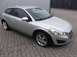Rauchsilber. Gebraucht 2010 Volvo C30 Kleinwagen | 3.400 € (Fairer Preis)