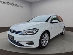 Weiß Gebraucht 2019 VW Golf VII Highline Limousine | 13.990 € (Guter Preis)