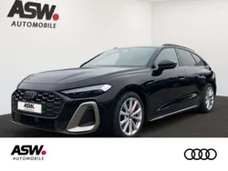 Mythosschwarz metallic Gebraucht 2024 Audi A5 Ambiente Coupé | 62.890 € (Teuer)