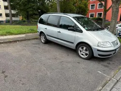 Silber Gebraucht 2001 VW Sharan Van / Kleinbus | 2.500 € (Etwas zu teuer)