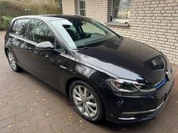 Schwarz Gebraucht 2018 VW Golf VII Highline Limousine | 16.900 € (Guter Preis)