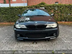 Schwarz Gebraucht 2004 BMW 320 Cabriolet Basis Cabrio | 5.900 € (Superpreis)