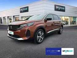 Schwarz Gebraucht 2023 Peugeot 5008 Allure Van / Kleinbus | 26.885 € (Fairer Preis)