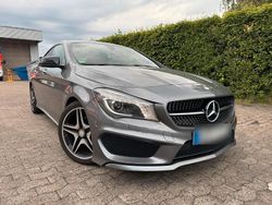 Grau Gebraucht 2014 Mercedes CLA200 Limousine | 17.000 € (Fairer Preis)